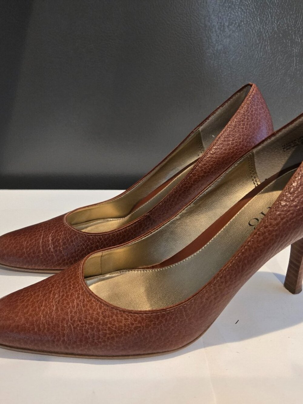 Franco Sarto Women's Brown Textured-Leather Pumps